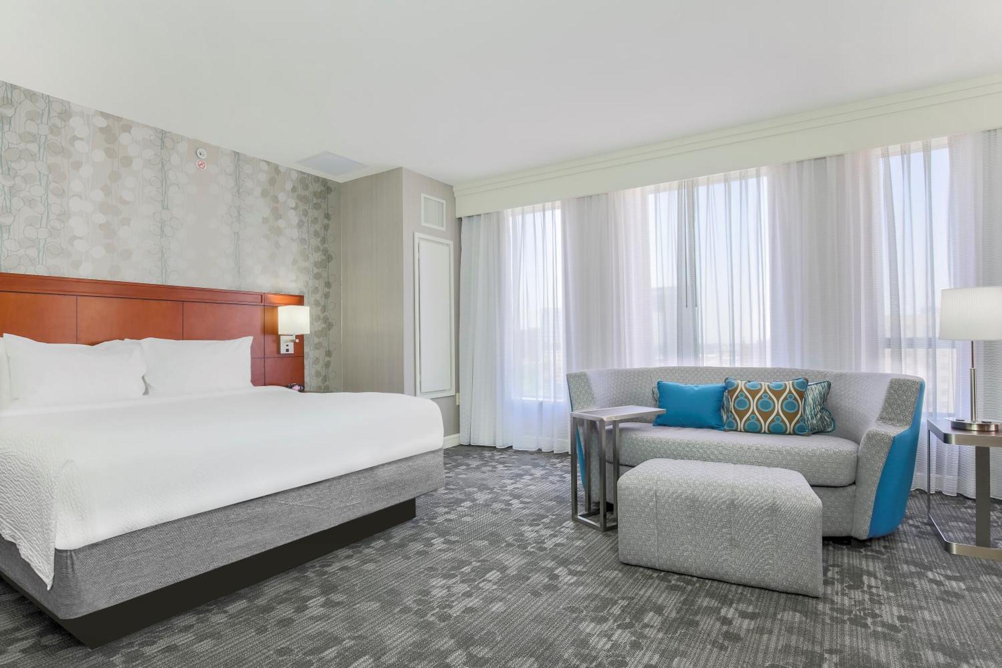 Courtyard By Marriott Amarillo Downtown Hotell Exteriör bild